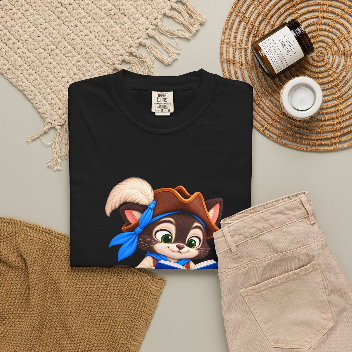 Piratita The Blue Notebook Unisex T-Shirt | El Universo de Kahho